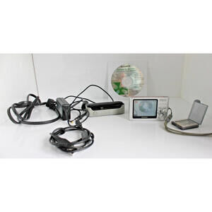 FUJIFILM FinePix Z3 Pink 5.1MP 3x Optical Zoom Digital Camera, Dock, 1GB SD, USA